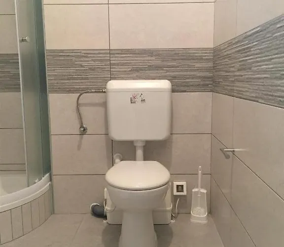 Orhideja Apartment *