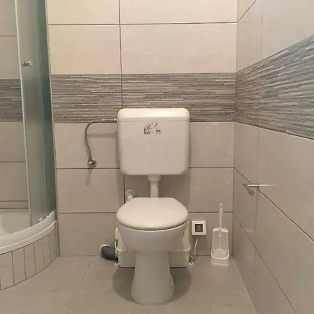 Orhideja Apartment *