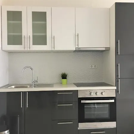 Appartement Orhideja *