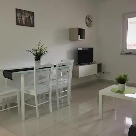Orhideja Apartment Rab Town