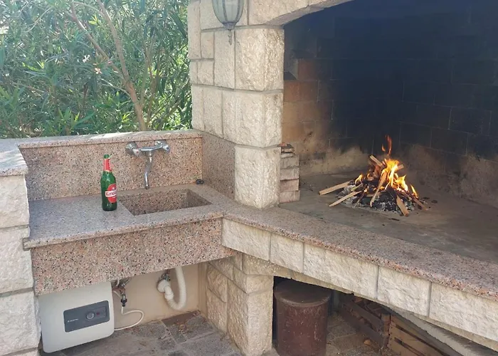 Orhideja Apartman Rab Town